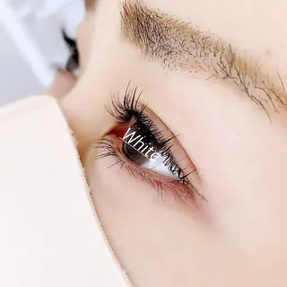 マツエク・マツパ ホワイトアイ HIKARUの眉毛・アイブロウイメージ