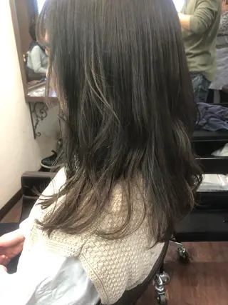 セミロング カラー せこぐち まいのヘアスタイル