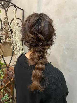 セミロング ヘアアレンジ 【ピンク/韓国ヘア/ ヘアセット】亜海のヘアスタイル