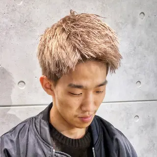ショート カラー メンズ メンズヘア特化 崎田 成人のヘアスタイル
