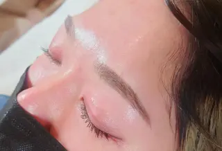 メンズ アイブロウ NAZ eyelash&eyebrow by medical salon所属・NAZ 表参道 Tomokoのマツエク・マツパデザイン