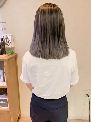 セミロング Lit所属・Lit.豊橋 夏目のヘアスタイル