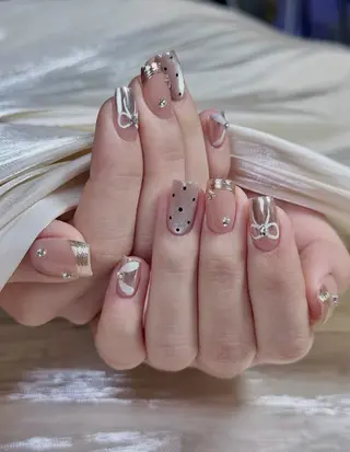 ネイル ETELUNA Nail 銀座店【パラジェル/フィルイン/チップスカルプ/マグネット/ニュアンス】所属・周 テイのネイルデザイン