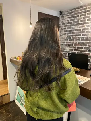 ロング 大泉 美久のヘアスタイル