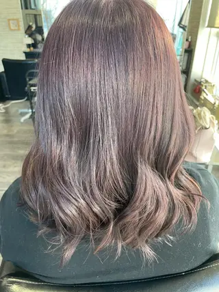 ミディアム Lilly所属・【Lilly】成田 紗英のヘアスタイル