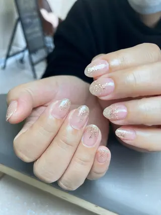 ネイル Flowerネイルサロン所属・. yukiのネイルデザイン