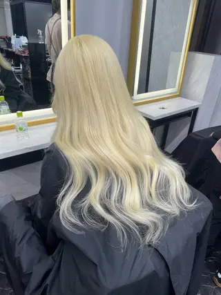 ロング カラー Ria OSAKA　梅田所属・マリカ🦋韓国 ハイトーン/エクステのヘアスタイル