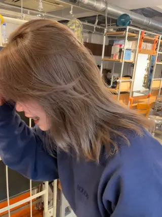 ミディアム cyez rinkaのヘアスタイル