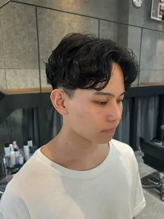 ショート カラー パーマ ヘアアレンジ メンズ 押切 響　のヘアスタイル