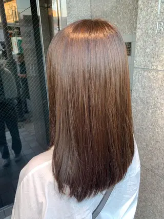 カラー 鈴木 明花のヘアスタイル