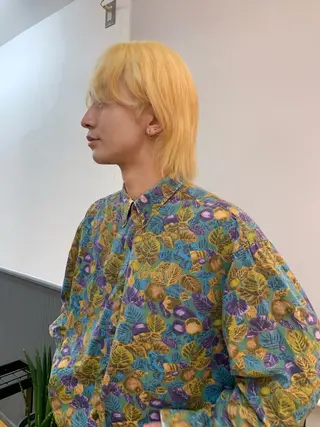 ショート カラー cupra所属・カワクボ ソラのヘアスタイル