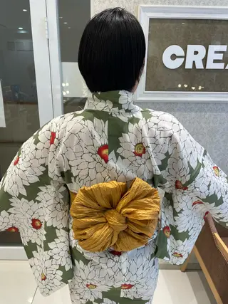 ヘアアレンジ 暖色カラー/ブリーチ なしカラー/艶カラーのヘアスタイル