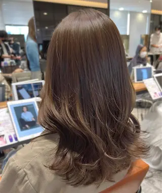 セミロング カラー 🧡くびれヘア/前髪 顔周り🧡久原結衣のヘアスタイル