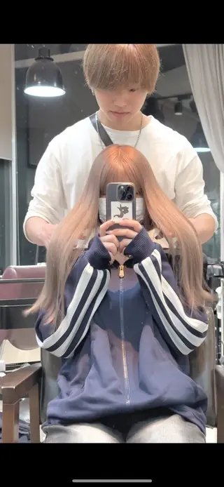 ロング カラー パーマ ヘアアレンジ ブリーチカラー🤍 颯馬🐈‍⬛のヘアスタイル