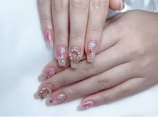 ネイル M🌷nail 長さだし専門店のネイルデザイン