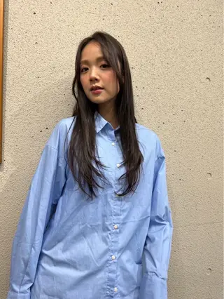 ロング 透明感ダブルカラー/ 諸岡ひばりのヘアスタイル