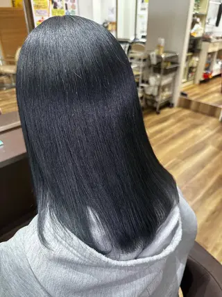 ミディアム 森 音遠のヘアスタイル