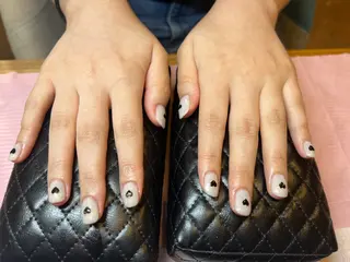 ネイル HuncH【ハンチ】 horoiwaのネイルデザイン