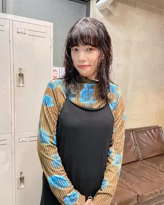 セミロング パーマ パーマ/レイヤー 岩山丈一郎のヘアスタイル