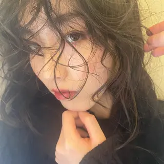 ロング カラー パーマ 🦮shiori アイドルオタク🦮のヘアスタイル