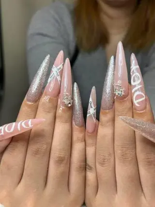 ネイル Naomi Nailのネイルデザイン