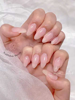 MoON...❤︎ MeGuのネイルデザイン