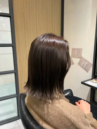ショート カラー Neale. ユメのヘアスタイル