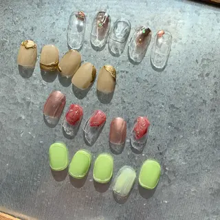 ネイル charme所属・. SHIORIのネイルデザイン