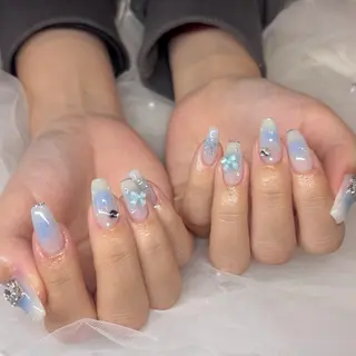 ネイル . 未來のネイルデザイン