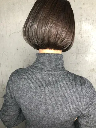 ショート カラー ⭐️横浜ブリーチ特化 美容師 堤涼⭐️のヘアスタイル