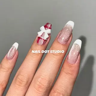 ネイル NAILDOTSTU DIO SEINAのネイルデザイン