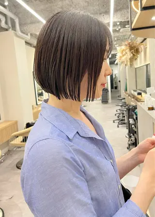 ショート カラー 浦和Lond 山本賢人のヘアスタイル