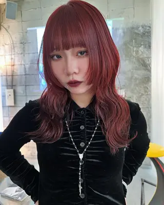 セミロング カラー haco＋所属・圧倒的デザイン力 店長🎨RENAのヘアスタイル