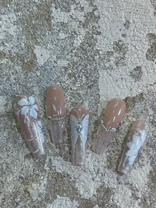 Dea かかのネイルデザイン