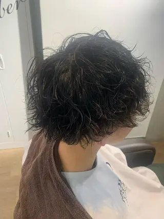 ミディアム パーマ メンズ 津田 祐岐のヘアスタイル