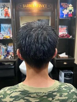 ショート メンズ blazeman barbershop 新宿店所属・猪井 明のヘアスタイル