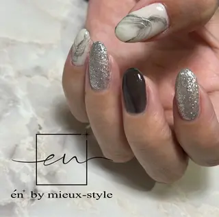 ネイル mieux-myu /立川nuanceのネイルデザイン