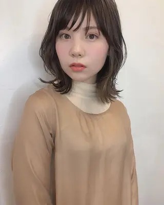 ミディアム 鎌倉 彩のヘアスタイル