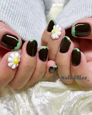 ネイル NAIL BLISSのネイルデザイン