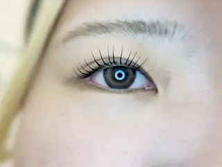 パーマ Noël / わたなべ　みおなのマツエク・マツパデザイン