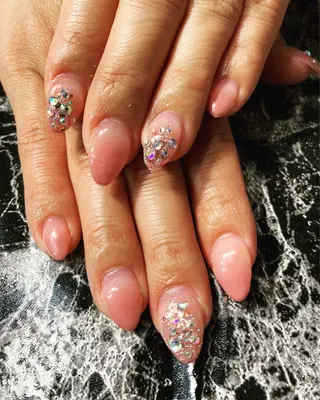 ショート ネイル ✴︎ Delightのネイルデザイン