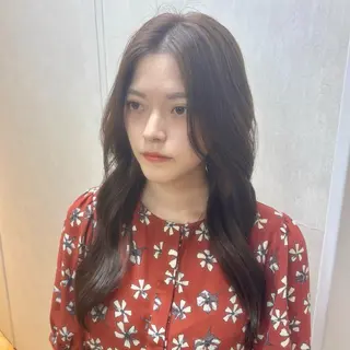 ロング カラー PATIONN所属・透明感/ベージュ/ 顔周り/yuna.のヘアスタイル