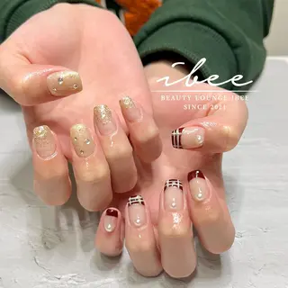 ネイル ibee nail 🤍yumiのネイルデザイン