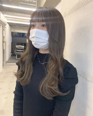 ミディアム カラー 透明感/オリーブ/ グレージュ/YUKAのヘアスタイル