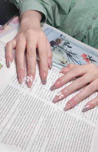 ネイル E·U·B ネイル所属・横浜市中区曙町 E·U·Bネイルのネイルデザイン