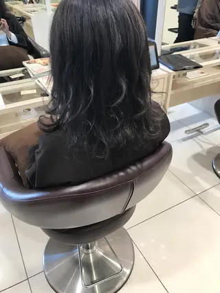 ミディアム カラー 豊田 恭平のヘアスタイル