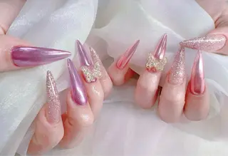 ネイル CeCeまつげパーマ マツエク❣️パリエクのネイルデザイン