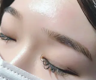 アイブロウ IIJIMA /まつパ/パリ/束感のマツエク・マツパデザイン