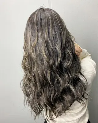 ロング カラー ヘアアレンジ メンズ 🌟ブリーチ特化型 ハイトーンカラー🌟のヘアスタイル