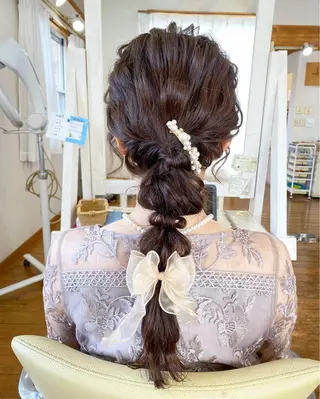 ロング カラー ヘアアレンジ 荒木 ひろかのヘアスタイル